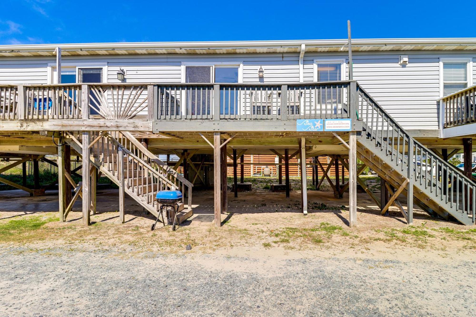 Oak Island Condo With Ocean View Steps To Beach! Exterior photo